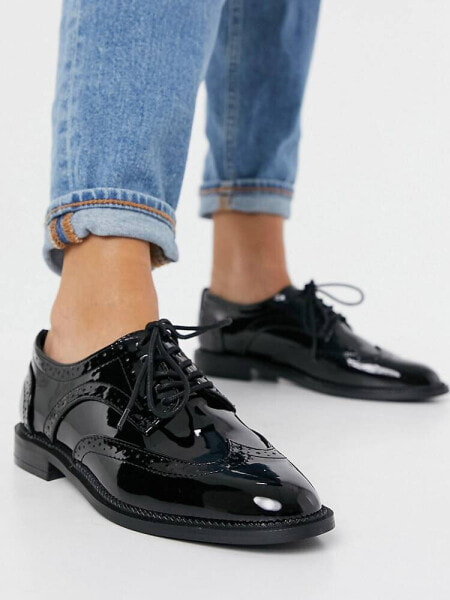 Женские туфли ASOS DESIGN More Flache, schwarze Schnürschuhe