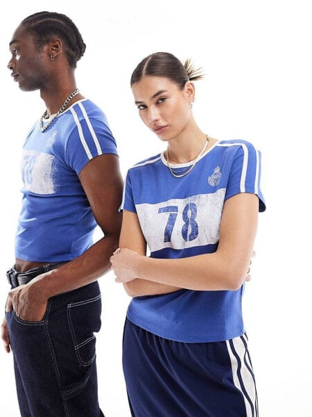 COLLUSION Unisex shrunken football top in blue