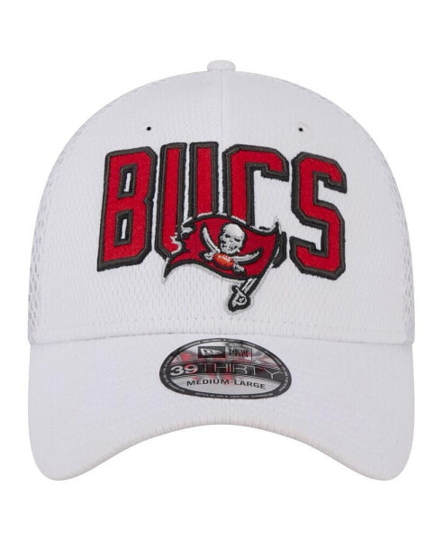 Men's White Tampa Bay Buccaneers Breakers 39THIRTY Flex Hat