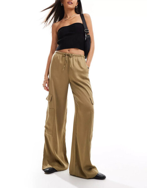 Bershka tie waist utility wide leg trousers in khaki