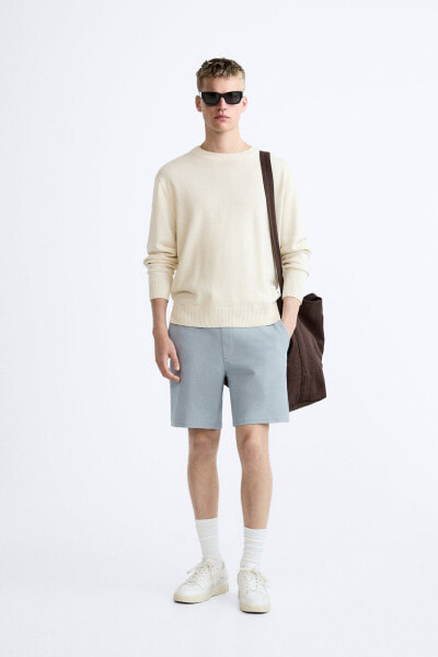 Soft textured bermuda shorts