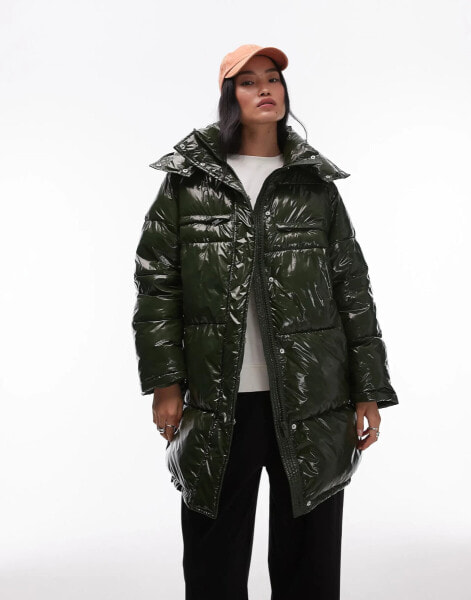 Topshop – Mittellange Pufferjacke in Dunkelgrün mit Kapuze