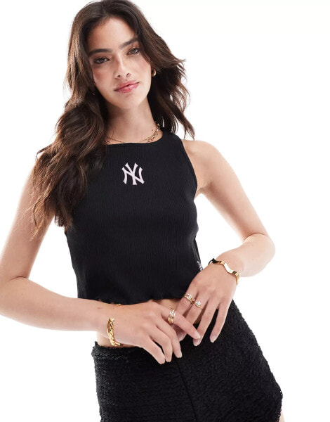 New Era New York cropped top with lattice hem in black