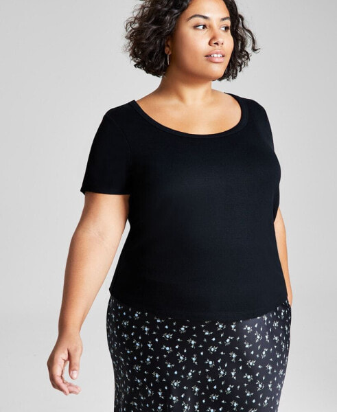 Trendy Plus Size Scoop-Neck Short-Sleeve Top