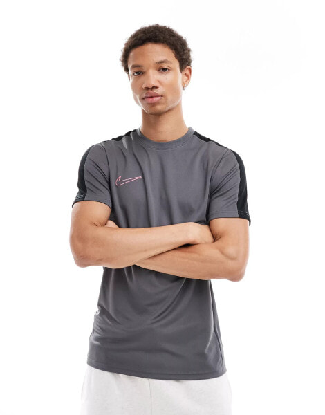 Nike Football Academy t-shirt in grey