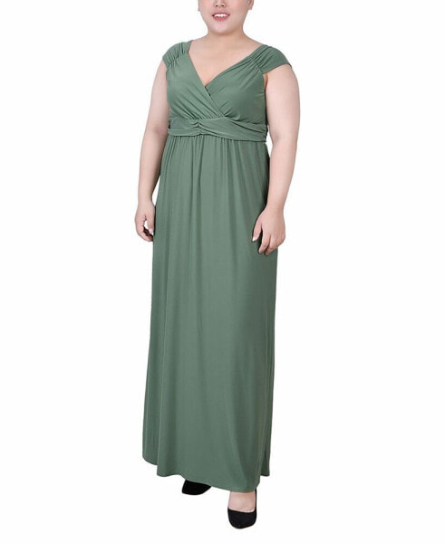 Plus Size Ruched Empire Maxi Dress