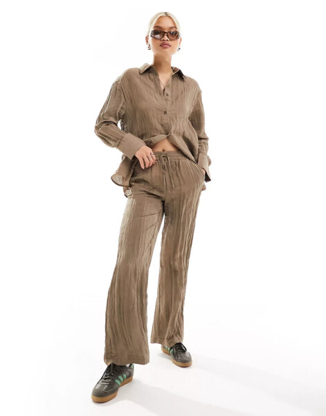 ONLY textured wide leg trouser co-ord in light brown