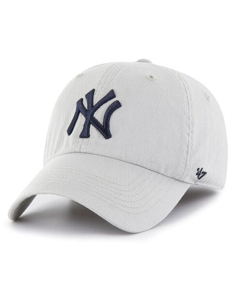 Men's Gray New York Yankees Franchise Logo Fitted Hat