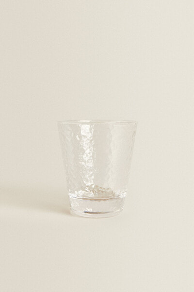 Raised design glass tumbler