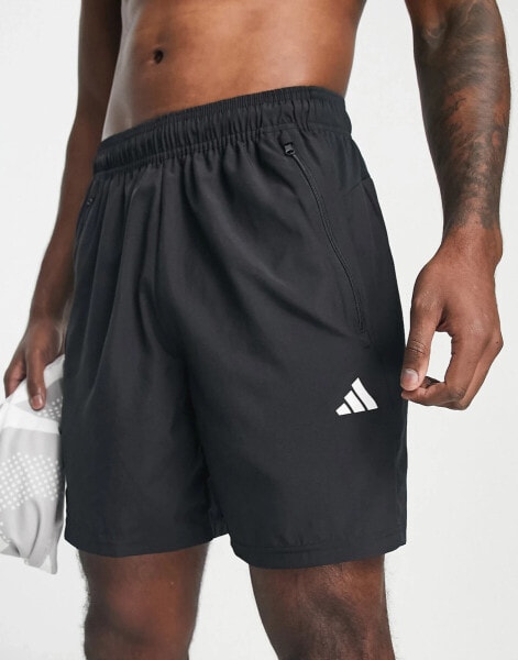 adidas Training – Train Essentials – Shorts in Schwarz, 17 cm Schnittlänge