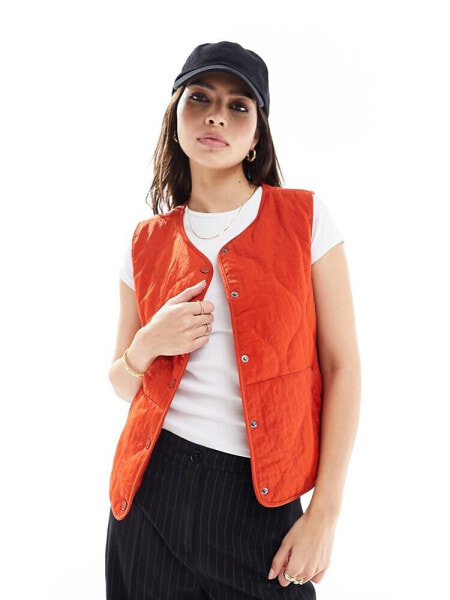 Scalpers light vest in dark orange