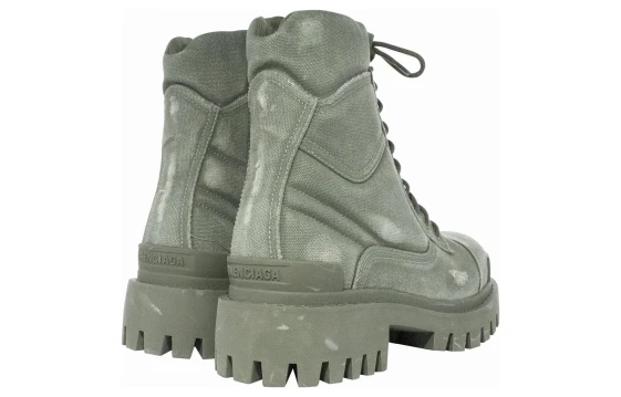 靴 Balenciaga combat strike boots green 41 カーキ の メンズ Combat Strike ブーツ | Balenciaga JP