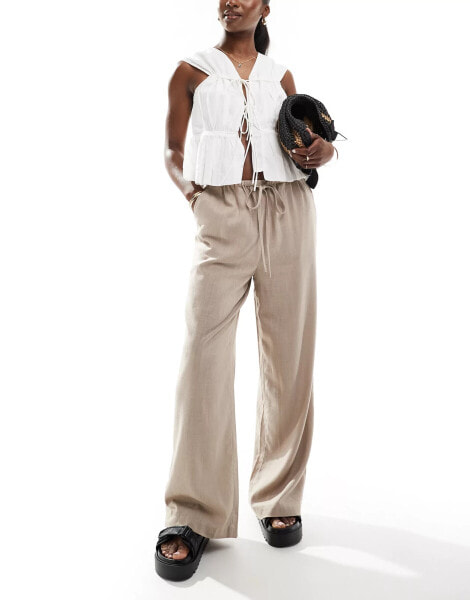 ASOS DESIGN pull on trouser with linen in sand