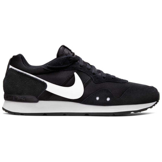 NIKE Venture Runner trainers