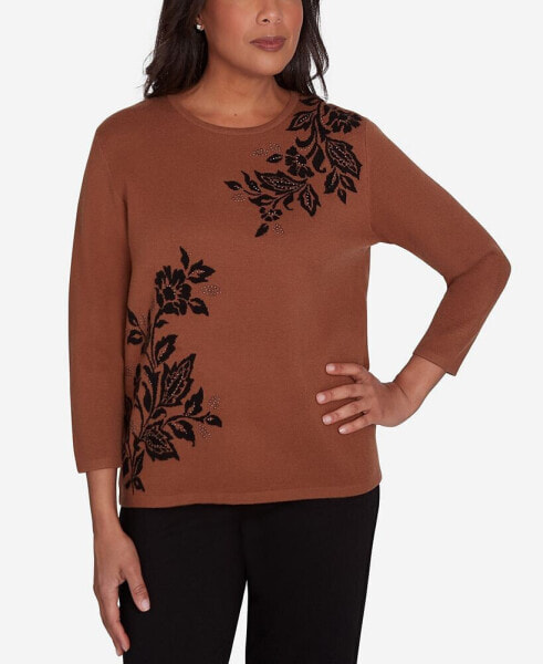 Petite Rue Rivoli Floral Embroidery Top with Three Quarter Sleeves