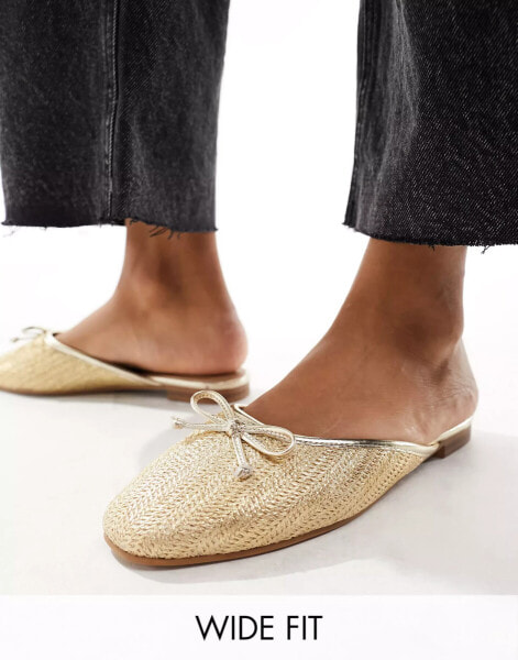 ASOS DESIGN Wide Fit Lucia mule in natural raffia