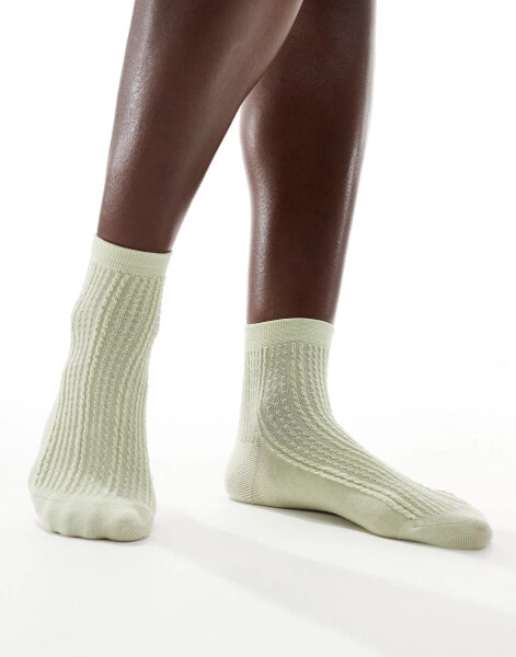 Sui Ava Sofie pointelle ankle socks in matcha green