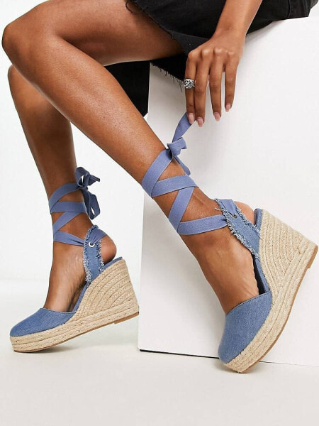 Stradivarius closed toe platform wedge in denim