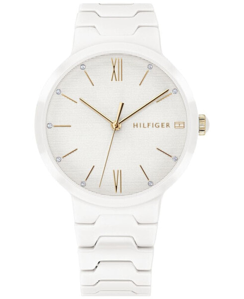 Наручные часы Bulova Women's Diamond-Accent Gold-Tone Stainless Steel Bangle Bracelet Watch 18x33mm.