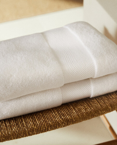 (800 gxm²) extra soft bath towel