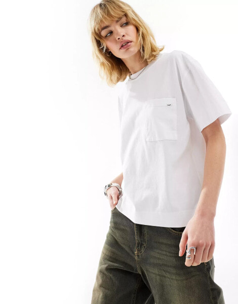 Lee logo pocket t-shirt in white