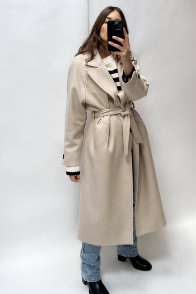 Длинное пальто из смесовой шерсти с поясом ZARA
