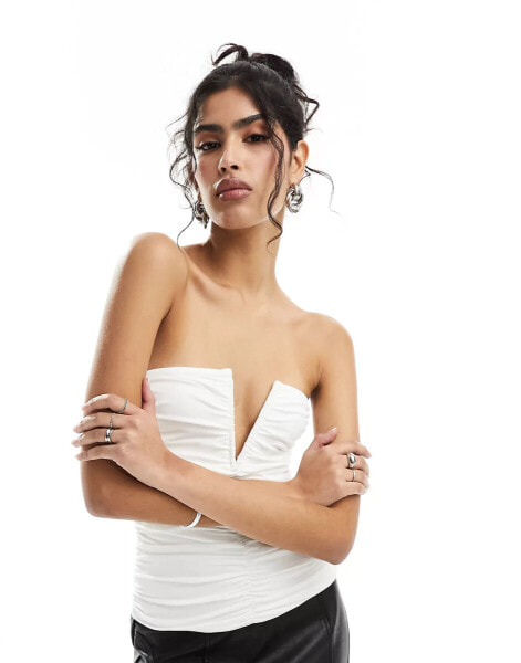 4th & Reckless notch detail ruched bandeau top in white