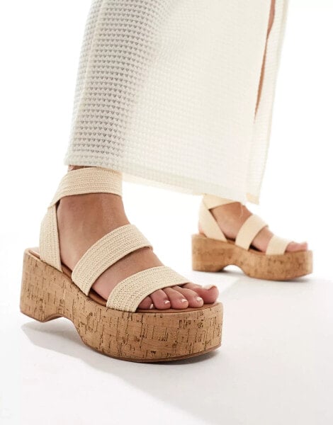 ASOS DESIGN – Tangle – Sandalen in Natur mit Keilabsatz, dicker Sohle und elastischen Riemen