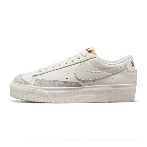 Nike Blazer Low Platform