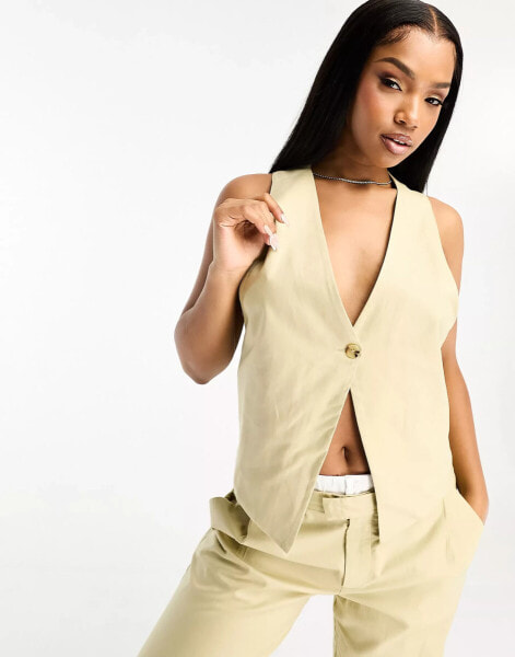 Pull&Bear twist back tailored waistcoat co-ord in beige