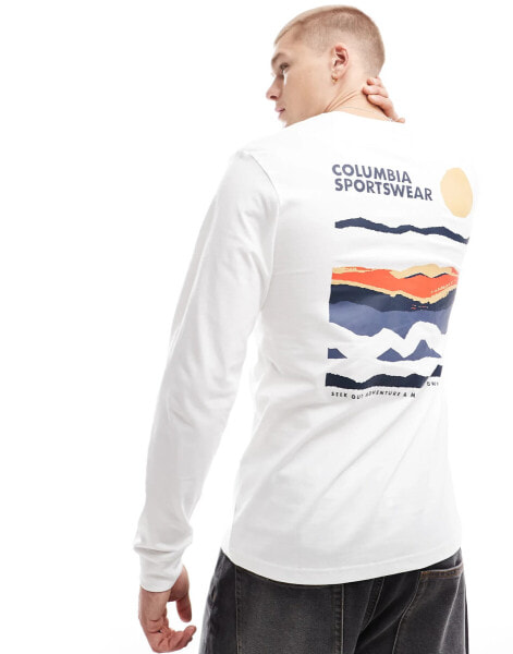 Columbia Explorers Canyon Long Sleeve T-Shirt in white