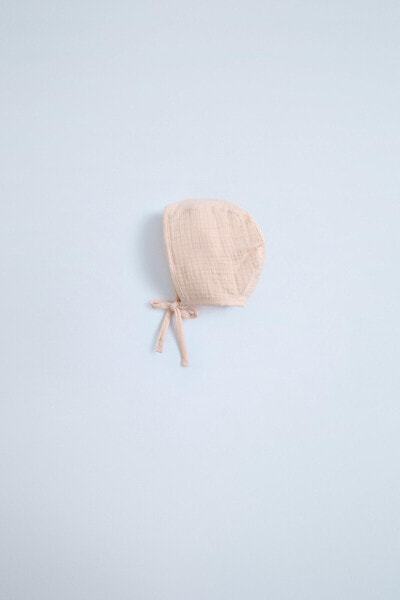 PLAIN CREPE BONNET