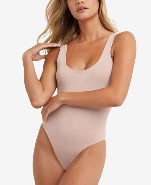 M Smoothing Seamless Plunge BodysuitDMS103