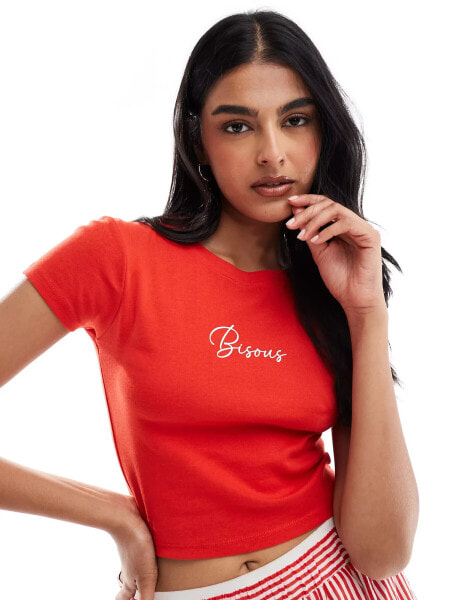 Brave Soul crop t-shirt in red with 'Bisous' print