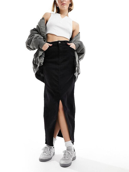 JDY high waisted denim maxi skirt in black 