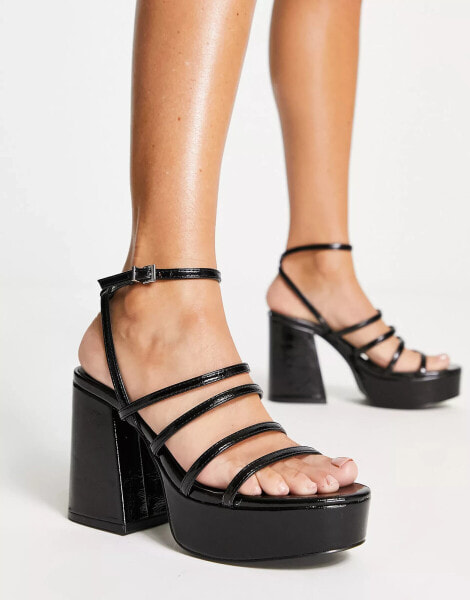 Pull&Bear – Plateau-Sandalen in Schwarz mit Riemchen-Design und Absatz