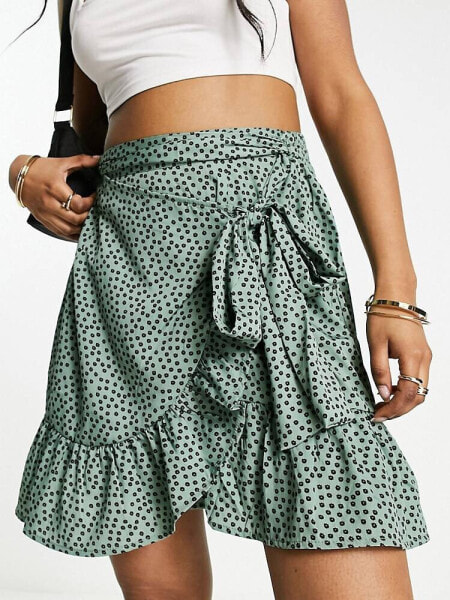 Only ruffle wrap mini skirt in green spot