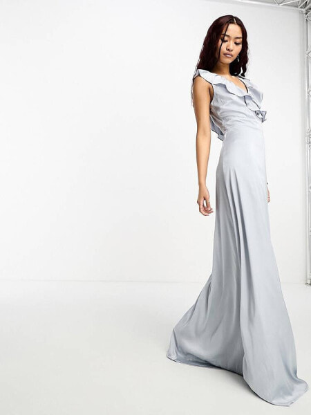 TFNC – Bridesmaid – Maxi-Brautjungfernkleid in Grau mit Rüschenbesatz