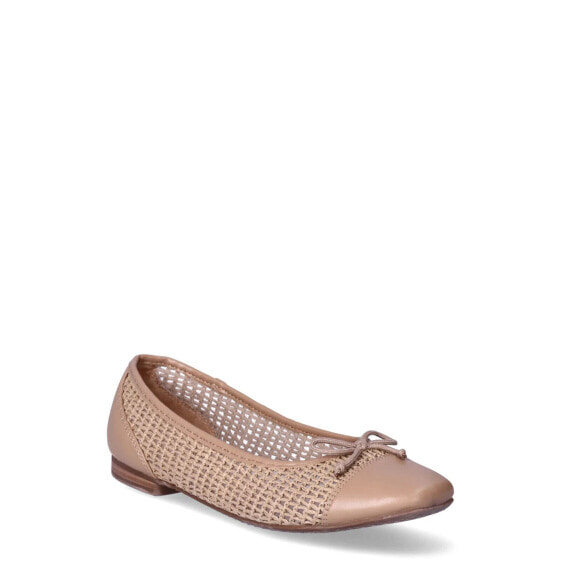 Time and Tru Woven Cap Toe Ballet Flats Women's 8 Tan Polyurethane Slip-On