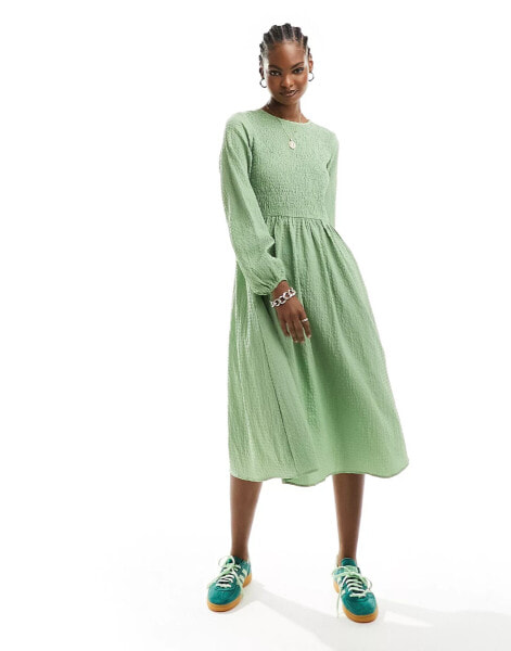 Daisy Street long sleeve midi smock dress in textured green