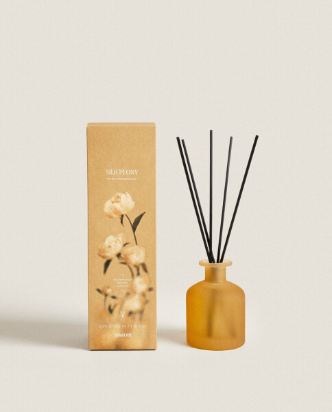 (230 ml) silk peony reed diffuser