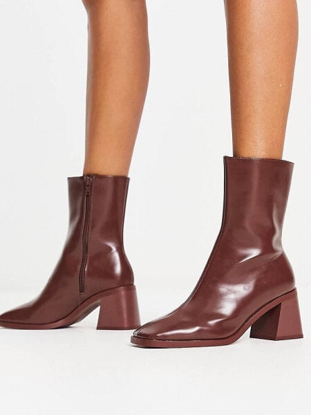 Monki heeled ankle boot in chocolate 