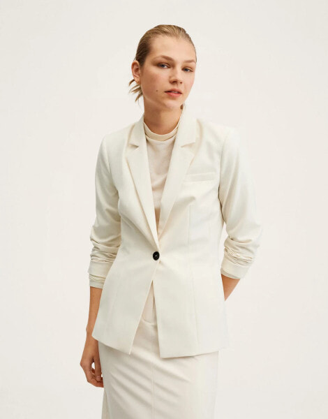 Mango – Durchgeknöpfter Blazer in Ecru