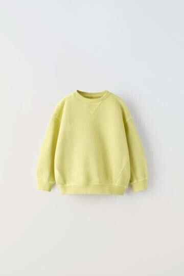 Plush sweatshirt with contrast seams