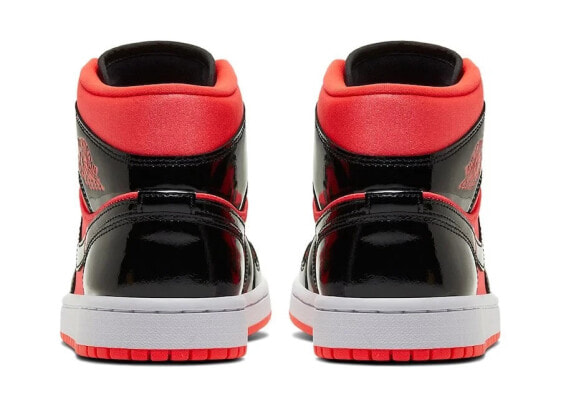 Air jordan 1 mid hot sales punch