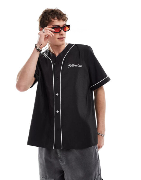 COLLUSION short sleeve baseball shirt with piping detail in black