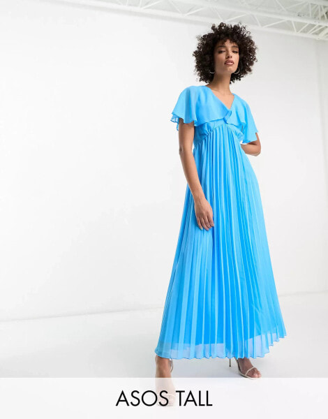 ASOS DESIGN Tall – Maxikleid in Blau mit plissiertem Saum und Flügelärmeln