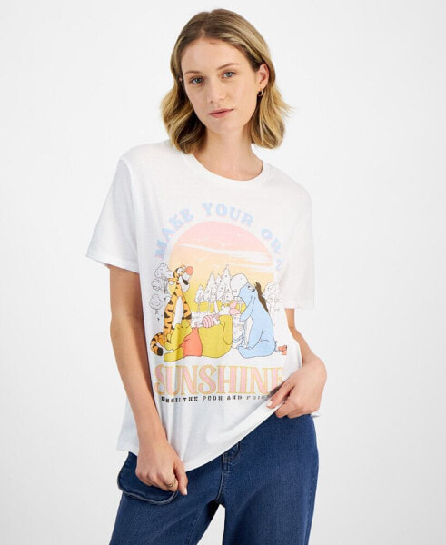 Juniors' Winnie The Pooh Paradise Crewneck T-Shirt