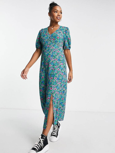 New Look puff sleeve side split midi dress in green floral 