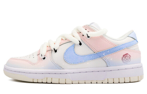 【定制球鞋】 Nike Dunk Low 圣诞 玫瑰 简约百搭 休闲 低帮 板鞋 女款 粉蓝 / Кроссовки Nike Dunk Low DD1503-121